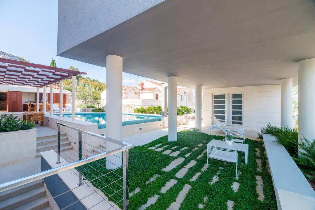 Modern With Swimming Pool - Penthouse * Dubrovnik