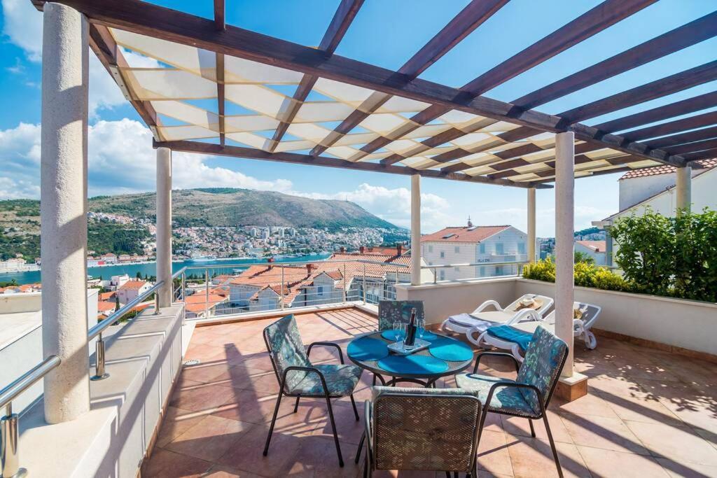 Modern With Swimming Pool - Penthouse Appartamento Ragusa